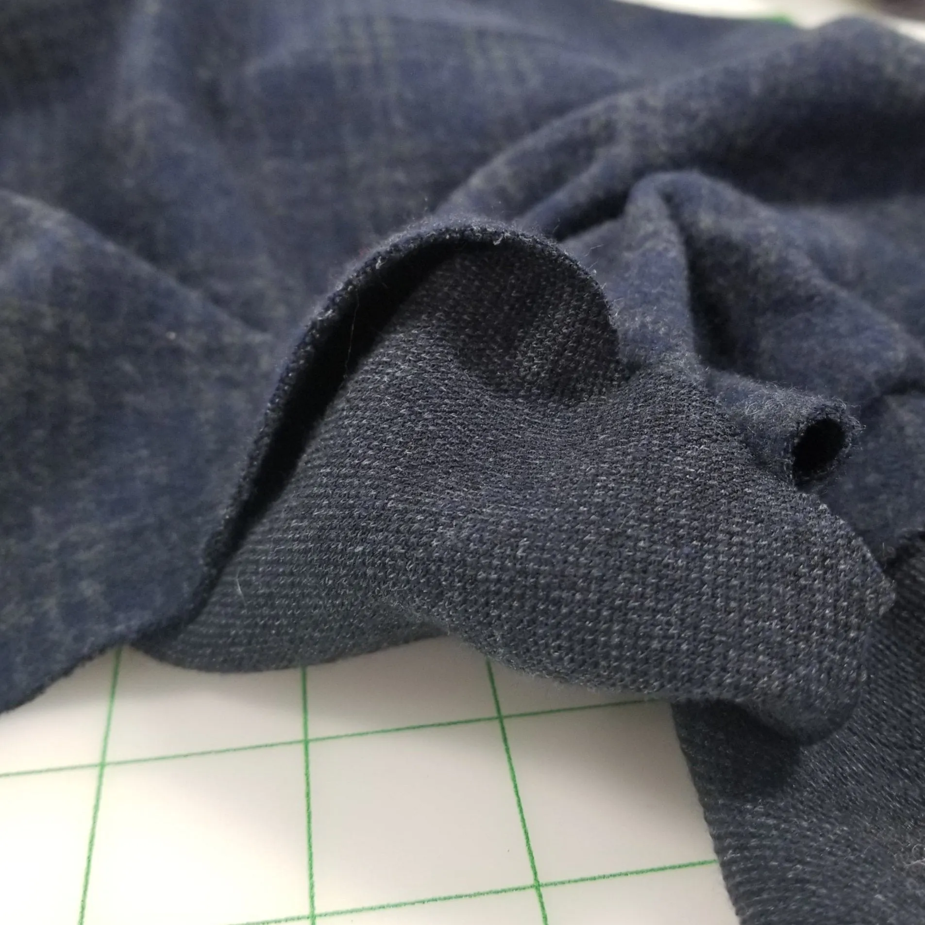 End of bolt: 1.5 yards ofEuropean Deadstock Wool Slight Brushed Hacci Sweater Plaid Opaque Stable Knit-remnant