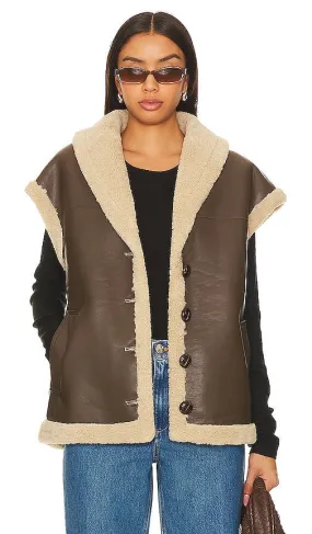HEARTLOOM Filippa Faux Leather Vest in Chocolate